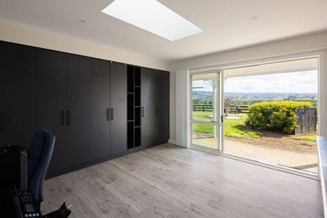 Photo of property in 300 Grove Road, Te Pahu, Hamilton, 3285