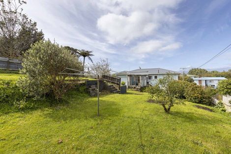 Photo of property in 3 Wiremu Place, Blagdon, New Plymouth, 4310