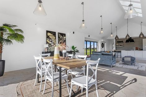 Photo of property in 585 Coutts Island Road, Coutts Island, Christchurch, 7670