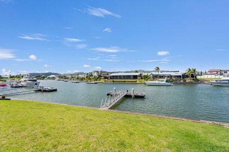 Photo of property in 14 Mermaid Place, Whitianga, 3510