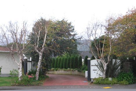 Photo of property in 21 Rawene Street, Waikanae, 5036