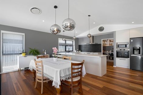 Photo of property in 5 Feather Place, Rolleston, 7615