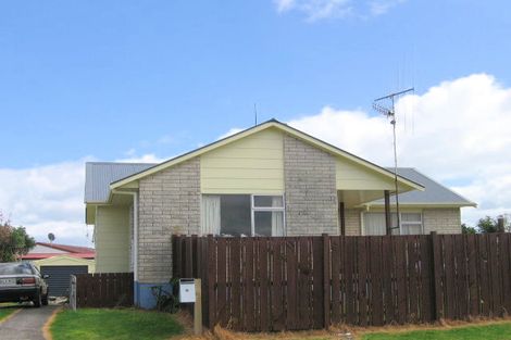 Photo of property in 12 Tahara Crescent, Mount Maunganui, 3116