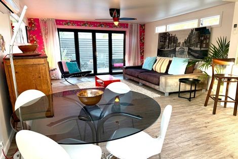 Photo of property in 4 Bateman Avenue, Bryndwr, Christchurch, 8053