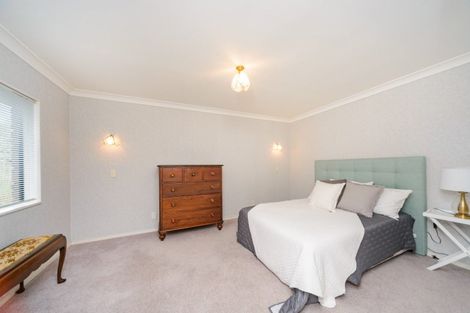 Photo of property in 112 John F Kennedy Drive, Milson, Palmerston North, 4414
