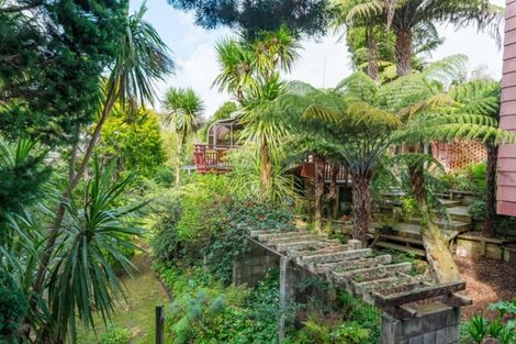 Photo of property in 8 Hartley Terrace, Massey, Auckland, 0614