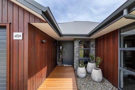 Photo of property in 45a Arataki Road, Havelock North, 4130