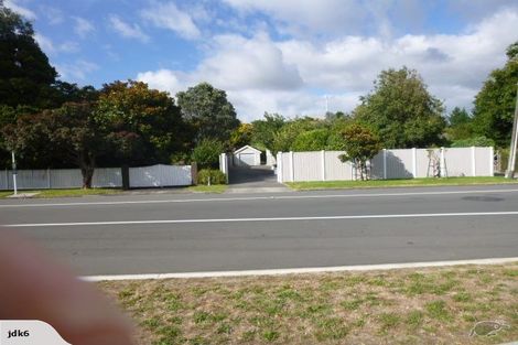 Photo of property in 76 Te Moana Road, Waikanae Beach, Waikanae, 5036