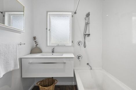 Photo of property in 256 Kennedy Road, Onekawa, Napier, 4110