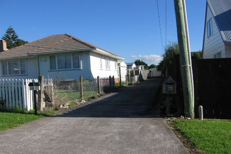 Photo of property in 1/54 Flanshaw Road, Te Atatu South, Auckland, 0610
