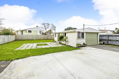 Photo of property in 1 Healy Road, Manurewa, Auckland, 2102