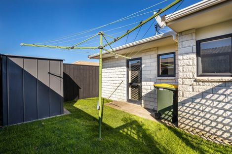 Photo of property in 1 Mangorei Road, Merrilands, New Plymouth, 4312