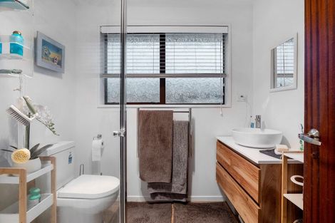 Photo of property in 18 Greenock Street, Redwood, Christchurch, 8051