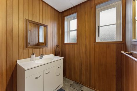 Photo of property in 31 Nile Street, Waterloo, Lower Hutt, 5011