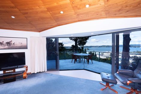 Photo of property in 19 Bayview Road, Paihia, 0200