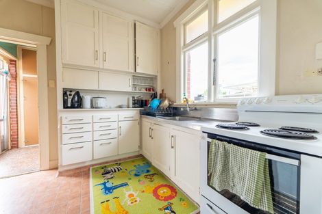 Photo of property in 16 Teviot Street, Oamaru North, Oamaru, 9400