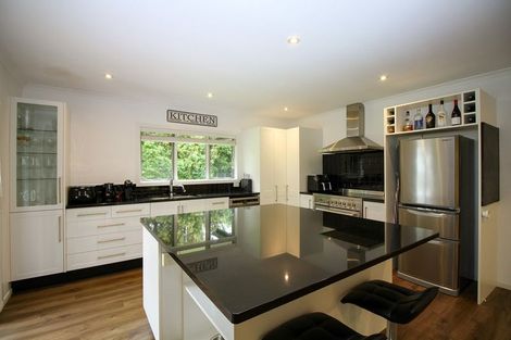 Photo of property in 35 Oram Drive, Turitea, Palmerston North, 4472