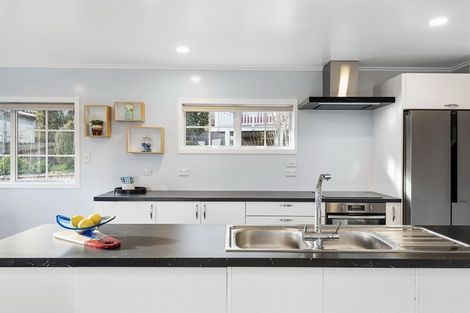 Photo of property in 44 Glenbervie Crescent, Massey, Auckland, 0614