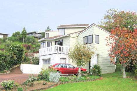 Photo of property in 28 Maori Hut Road, Red Beach, 0932