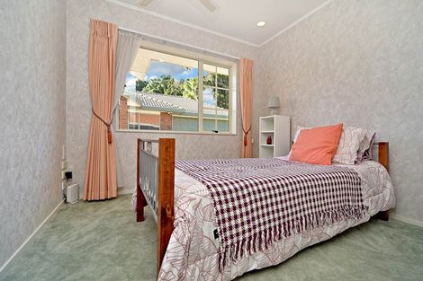 Photo of property in 19a Butterworth Avenue, Opaheke, Papakura, 2113