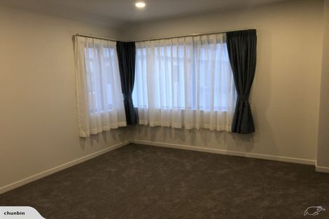 Photo of property in 41 Toanui Road, Hobsonville, Auckland, 0616