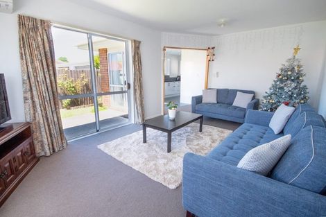 Photo of property in 3/5 Broadbent Street, Riccarton, Christchurch, 8041