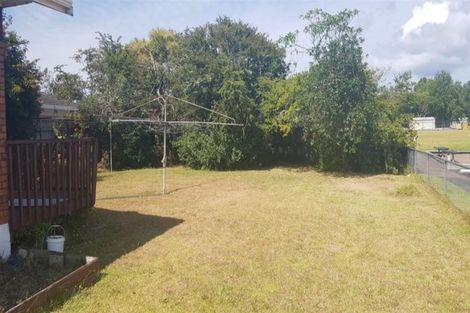 Photo of property in 3/16 Northall Road, New Lynn, Auckland, 0600