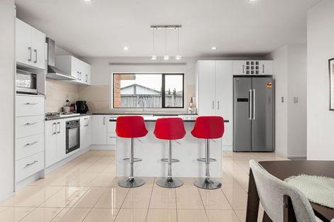 Photo of property in 2 Southbrook Close, Glenview, Hamilton, 3206