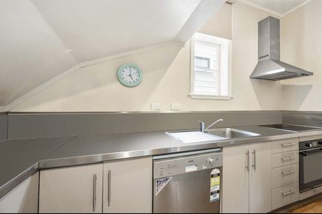 Photo of property in 26 Tinakori Road, Thorndon, Wellington, 6011
