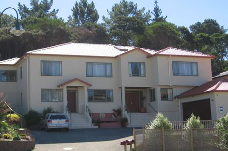 Photo of property in 39 Helvetia Drive, Browns Bay, Auckland, 0630