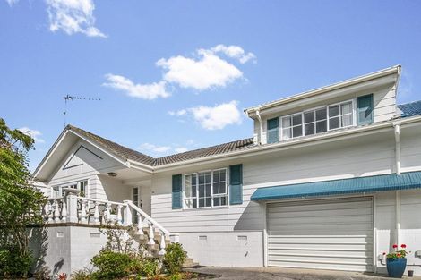 Photo of property in 1/6 Mahuta Grove, Northcote, Auckland, 0627