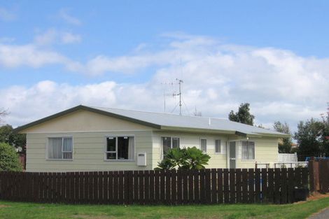 Photo of property in 14 Tahara Crescent, Mount Maunganui, 3116