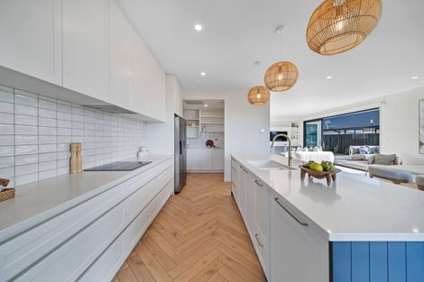 Photo of property in 14 Rapaki Street, Pegasus, 7612