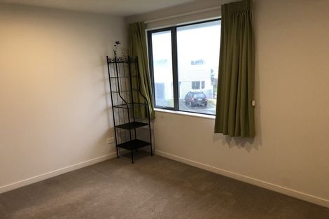 Photo of property in 15/2u Stone Street, Miramar, Wellington, 6022