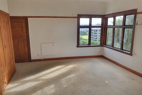 Photo of property in 19 Central Terrace, Kelburn, Wellington, 6012