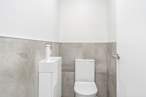 Photo of property in 20 First Avenue, Avenues, Whangarei, 0110