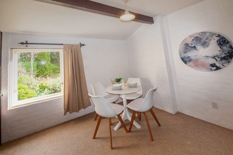 Photo of property in 141h Churton Drive, Churton Park, Wellington, 6037