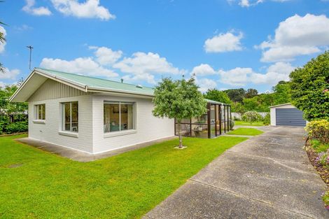 Photo of property in 8 Leybourne Avenue, Waikanae, 5036
