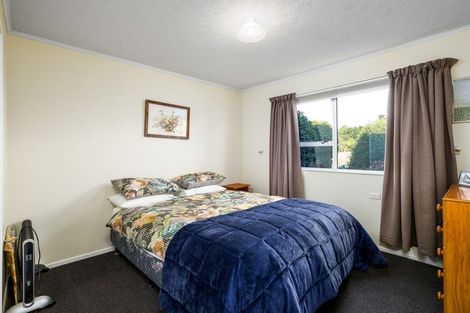 Photo of property in 15 Pembroke Street, Waimate, 7980