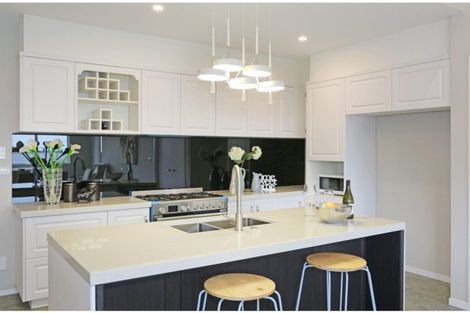 Photo of property in 16 Knoll Rise, Pukekohe, 2120