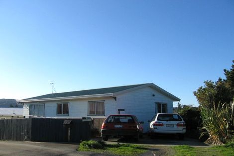 Photo of property in 1/199 Holborn Drive, Stokes Valley, Lower Hutt, 5019