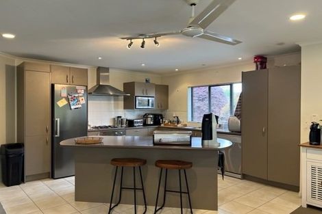 Photo of property in 21 Merriman Place, Pyes Pa, Tauranga, 3112