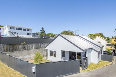 Photo of property in 72a Fourth Avenue, Tauranga, 3110