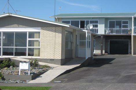 Photo of property in 11 Hine Street, New Plymouth, 4310