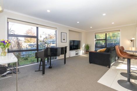 Photo of property in 36 Karina Terrace, Roslyn, Palmerston North, 4414