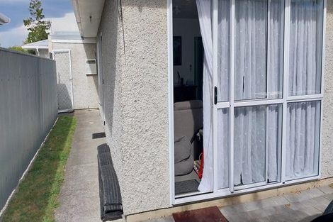 Photo of property in 3/411a Gloucester Street, Taradale, Napier, 4112