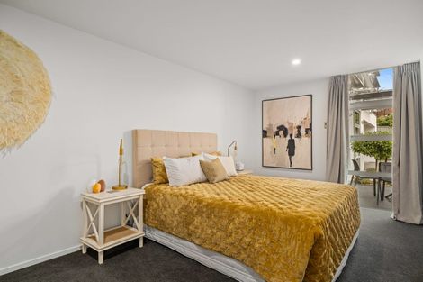 Photo of property in 15 Faulks Terrace, Wanaka, 9305