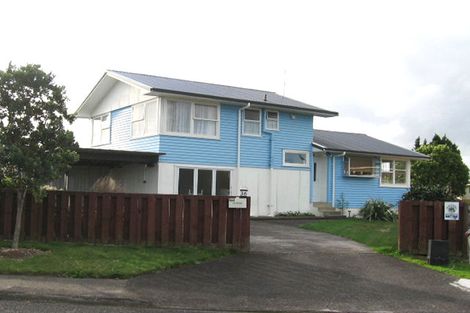 Photo of property in 36 Rewarewa Road, Te Atatu Peninsula, Auckland, 0610