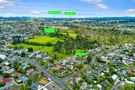 Photo of property in 5 Allington Road, Massey, Auckland, 0614