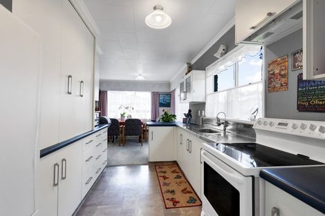 Photo of property in 4 Oswald Place, Stratford, 4332